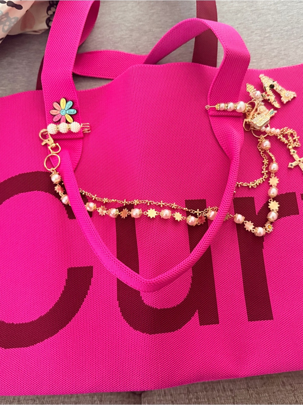Curve Brand Bright Pink Women's Tote Bag with Gold-Pearl Chain Accent
